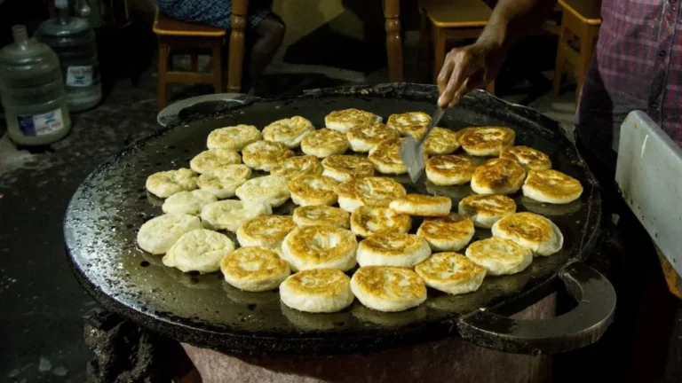 Must-Try Street Foods in Madurai